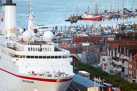 Travemünde Aktuell: Das Traumschiff ist wieder da