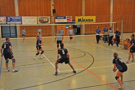Travemünde Aktuell: Norddeutsche Meisterschaften im Mixed-Volleyball eröffnet