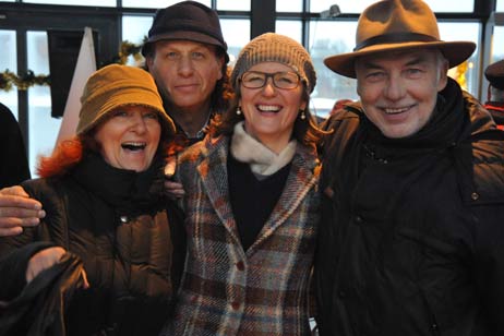 Nur glückliche Gesichter bei den Gästen der Küstenwiehnacht. Foto: TA