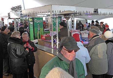 Herz des Neujahrsgartens: Die Winter-Bar. Foto: KARL ERHARD VÖGELE