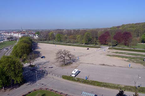 Die Einnahmen aus Parkgebühren sind in Travemünde rückläufig – ein Hinweis auf rückläufige Zahlen im Tagestourismus. Foto: KARL ERHARD VÖGELE