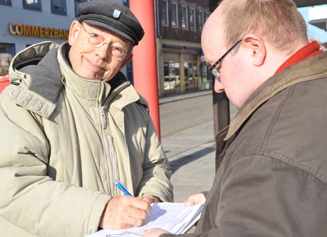 Wegen Lübecks Schulden kann sich Travemünde nicht seinen Möglichkeiten entsprechend entwicklen, meint Karl Erhard Vögele, der auch schon für Erhalt und Stärkung des Kurbetriebs unterschrieben hat. Foto: ARCHIV TA