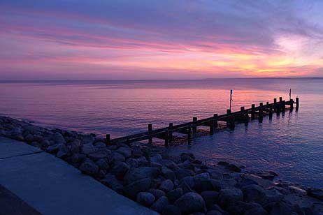 Travemünde Aktuell: Morgenrot kündigt vom schönen Tag