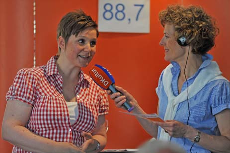 Ninette Matthiesen berichtete von der bevorstehenden Eröffnung von »Die Kunstwerkerin« am 1. Juni. Foto: TA