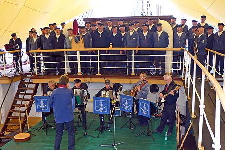 Travemünde Aktuell: Sonntagskonzert auf der PASSAT