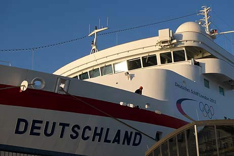 Travemünde Aktuell: MS Deutschland erreicht Travemünde