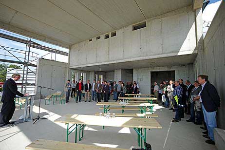 Travemünde Aktuell: Richtfest für den Neubau der Verkehrszentrale Travemünde