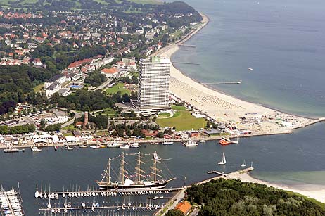 Travemünde Aktuell: 800.000 Gäste auf der »Travemünder Woche 2011«
