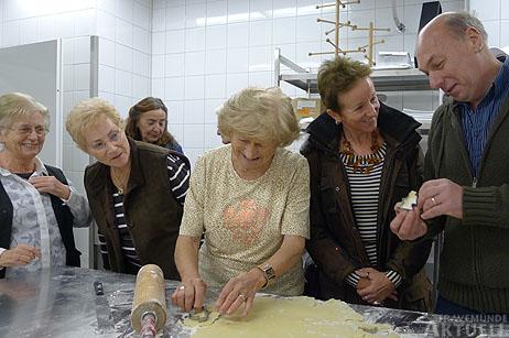 Travemünde Aktuell: In der Weihnachtsbäckerei