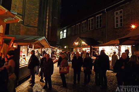 Travemünde Aktuell: Weihnachtsmarkt Ahoi!
