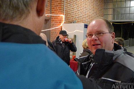 Stephan Kanow, 1. Vorsitzender der Travemünder Dienstleistungs- und Handwerkergemeinschaft (TDHG) freute sich über das schöne Ambiente des Strandbahnhofes. Foto: KARL ERHARD VÖGELE