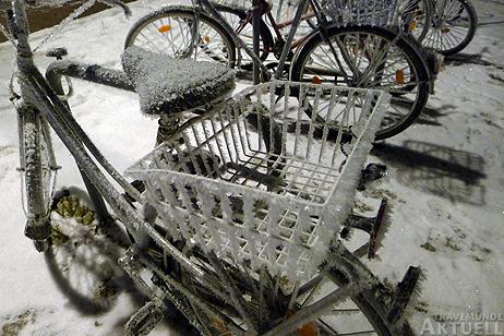 Travemünde Aktuell: Feucht und -12 Grad kalt