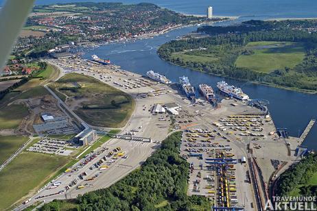 Travemünde Aktuell: Betrunkener LKW-Fahrer am Skandinavienkai